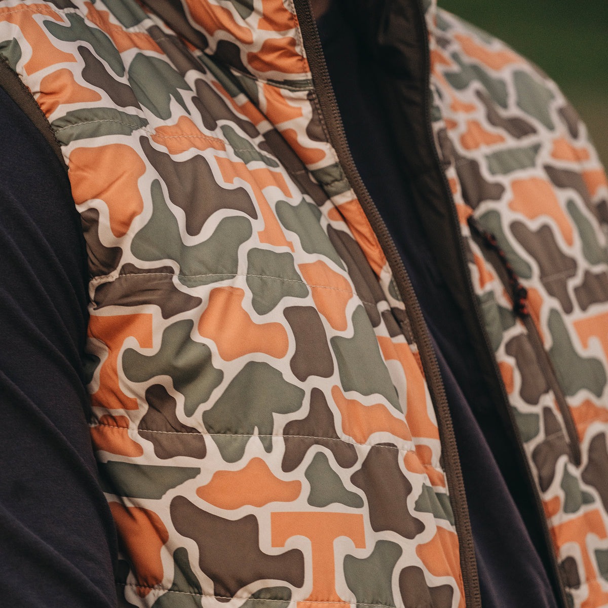 Tennessee Volunteers Camo - Reversible Vest