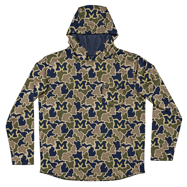 Michigan Wolverines Camo Playa Hooded Fishing Shirt